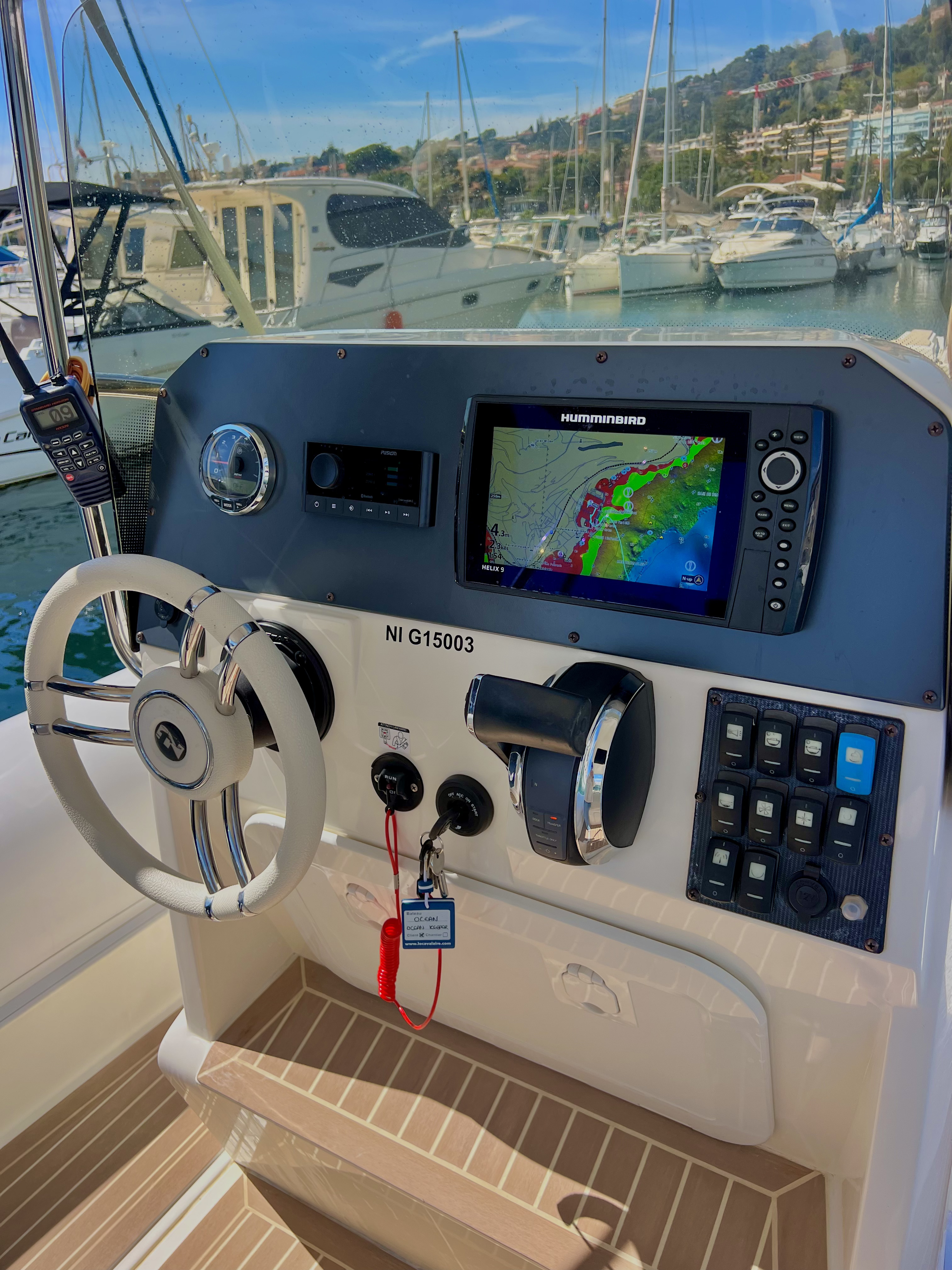 OCEAN - bateau en navigation